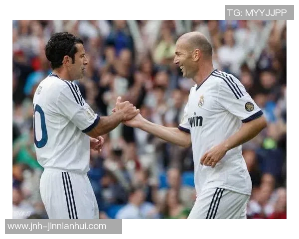 拉波尔塔回忆菲戈在巴萨的辉煌岁月强调生活必须向前看 拉波尔塔回忆菲戈在巴萨的辉煌岁月强调生活必须向前看