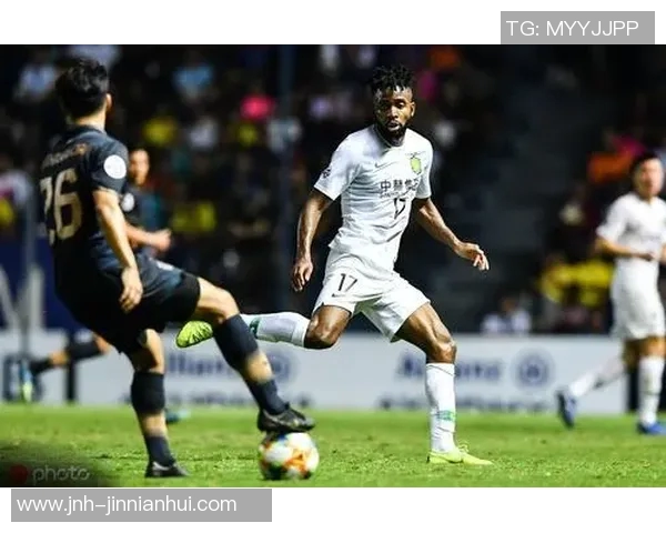 恩里克谈巴黎青训政策:年轻球员只要有实力便会得到信任与机会 恩里克谈巴黎青训政策:年轻球员只要有实力便会得到信任与机会