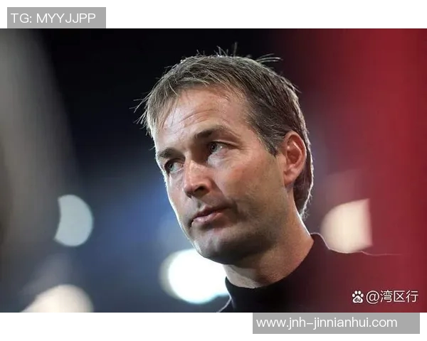 滕哈赫短暂执教结束尤尔曼德接任后德甲战绩辉煌