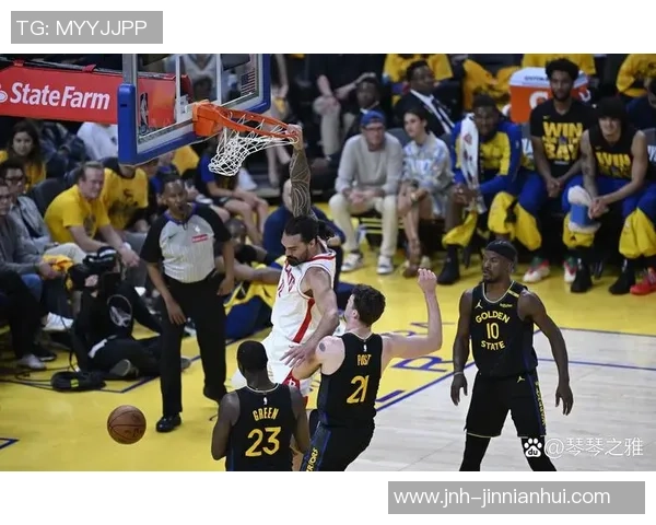 乌度卡谈篮板优势与失误问题努力争取更多球权提升比赛表现