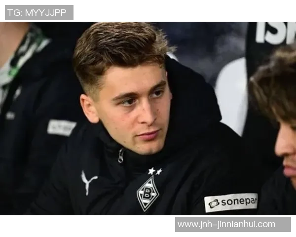 德比郡官方宣布门兴中场弗劳洛成功加盟并顺利通过体检