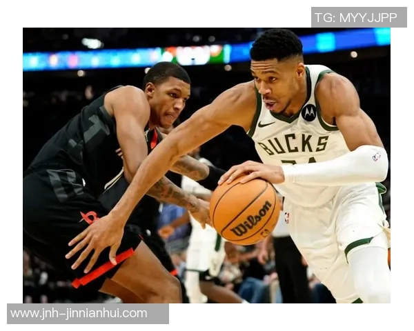 字母哥失常米德尔顿CJ联手三分致命雄鹿失误自毁前程令人心痛