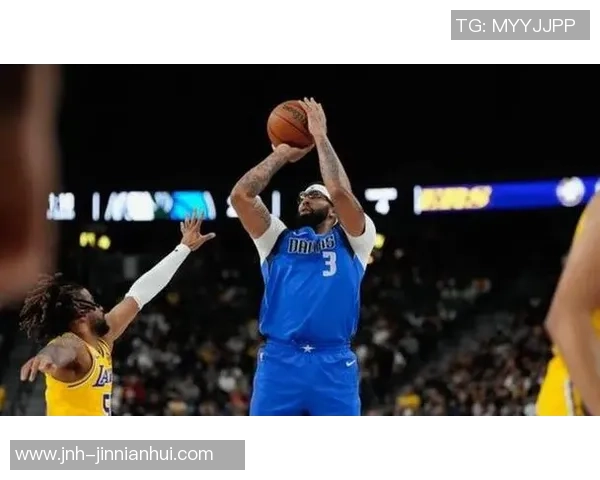 基德透露浓眉今日训练状态良好或将在对湖人快船比赛中复出