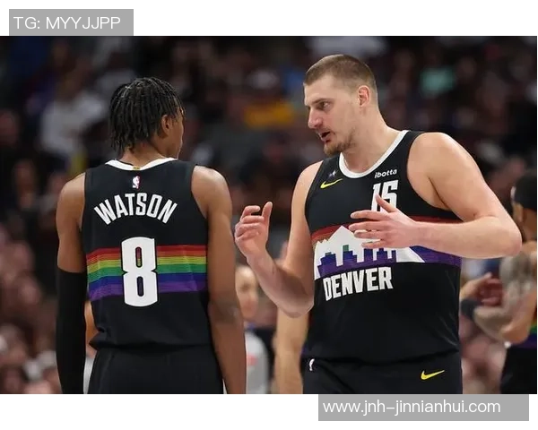 尼克斯战胜湖人快船击败太阳掘金力克雷霆精彩赛事回顾与分析