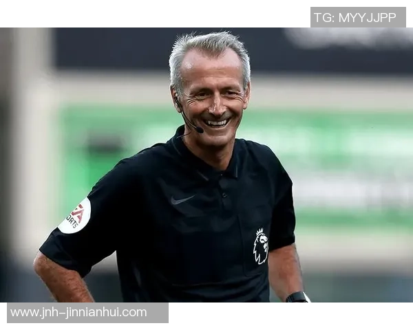 阿特金森盛赞大球勇于冒险的风格与提升队友能力的独特魅力 阿特金森盛赞大球勇于冒险的风格与提升队友能力的独特魅力