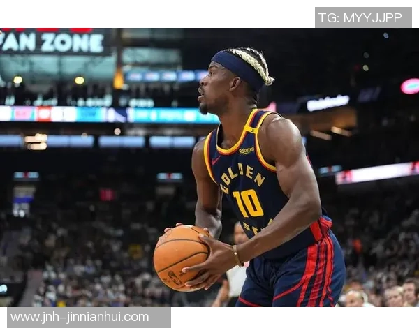 库里六犯被罚离场勇士最后一攻寄希望于巴特勒的表现 库里六犯被罚离场勇士最后一攻寄希望于巴特勒的表现